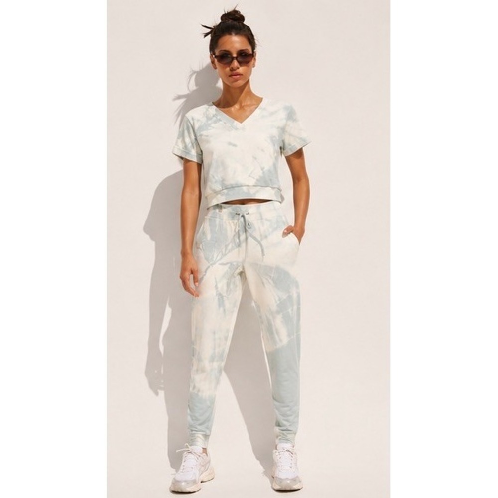 Hello Nite Tie Dye Lounge Set Womens Medium Blue White Sweatshirt Pants Sz:M NWT